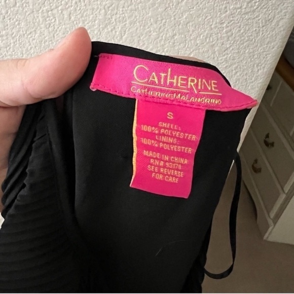 Catherine Malendrino High Neck Pleated Sleeveless Blouse Size: S - Picture 5 of 8